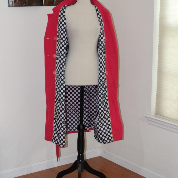 Isaac Mizrahi , Hot pink trench rain coat with Polka Dot Lining - Picture 9 of 13